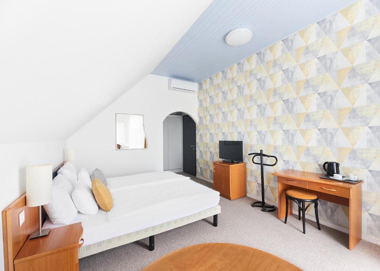 Lorelei Pension Adults Only Gyenesdiás Exterior foto
